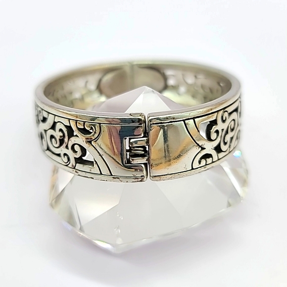 Brighton "MINGLE" Collection Modern Scrolled & Swirled Silver Hinged Bracelet! - Picture 6 of 10